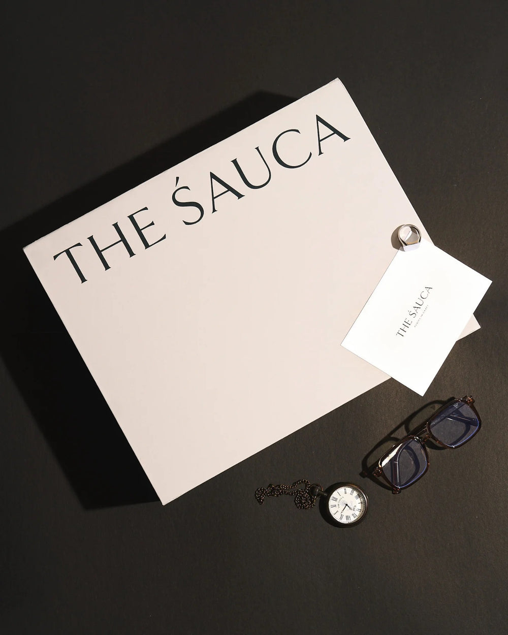 The Śauca box, wrapped without plastic