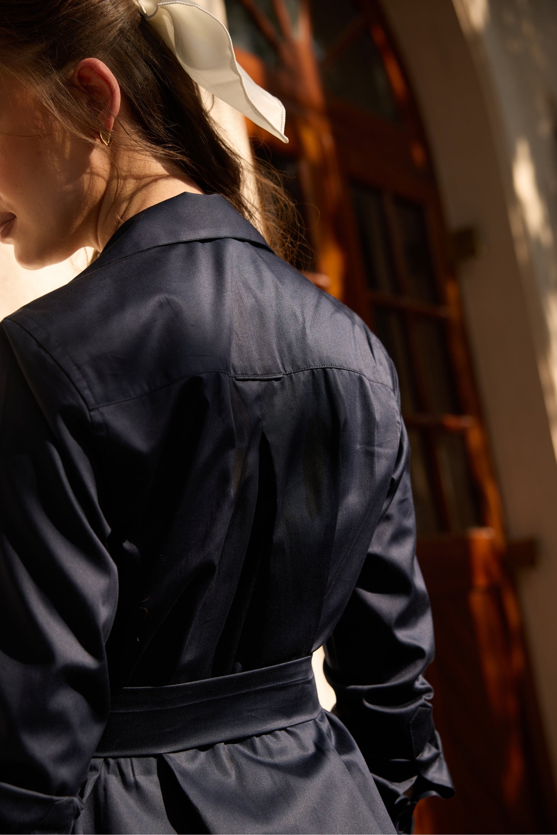 The Madilene Dress in Navy blue